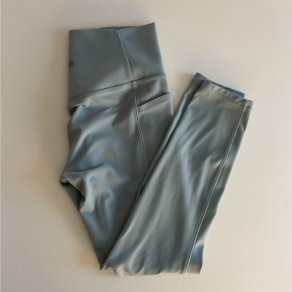 Athleta Salutation Stash Pocket || 7/8 Tight- Size small